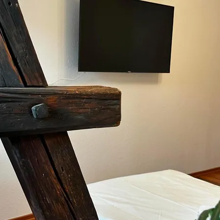 Apartment #3 Rebelrents - 6p Apartment, Modern, Stylisch Und Zentral!